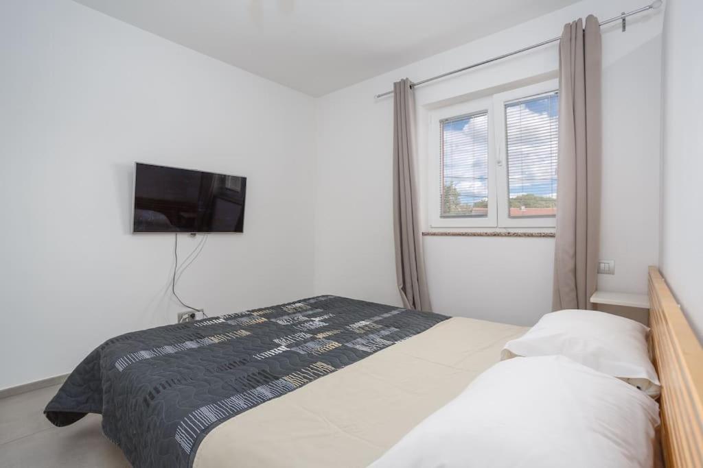 Family Village Apartment Vrh  Экстерьер фото